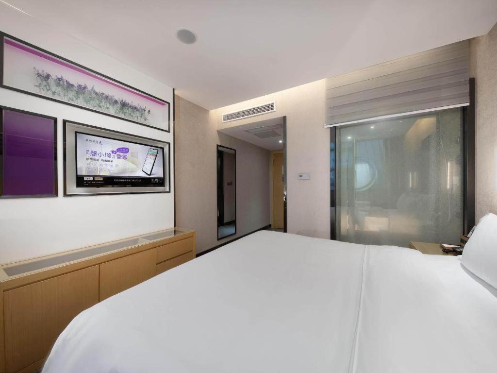 Lavande Hotel Guangzhou Shangxiajiu Pedestrian Street Hualin Temple Metro Station Exterior photo